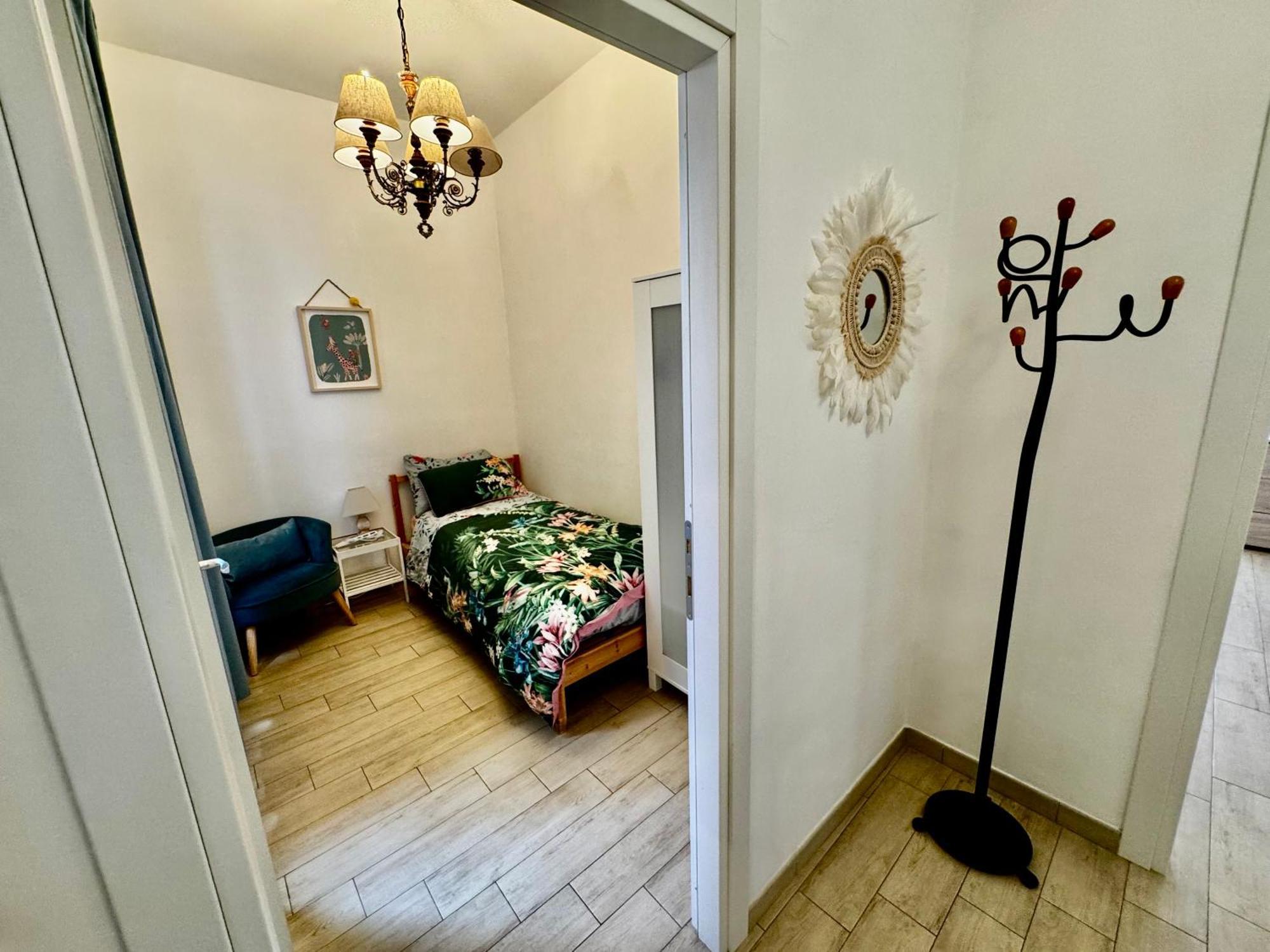La Casa Di Sarah Aspetta Voi Apartment Naples Exterior photo